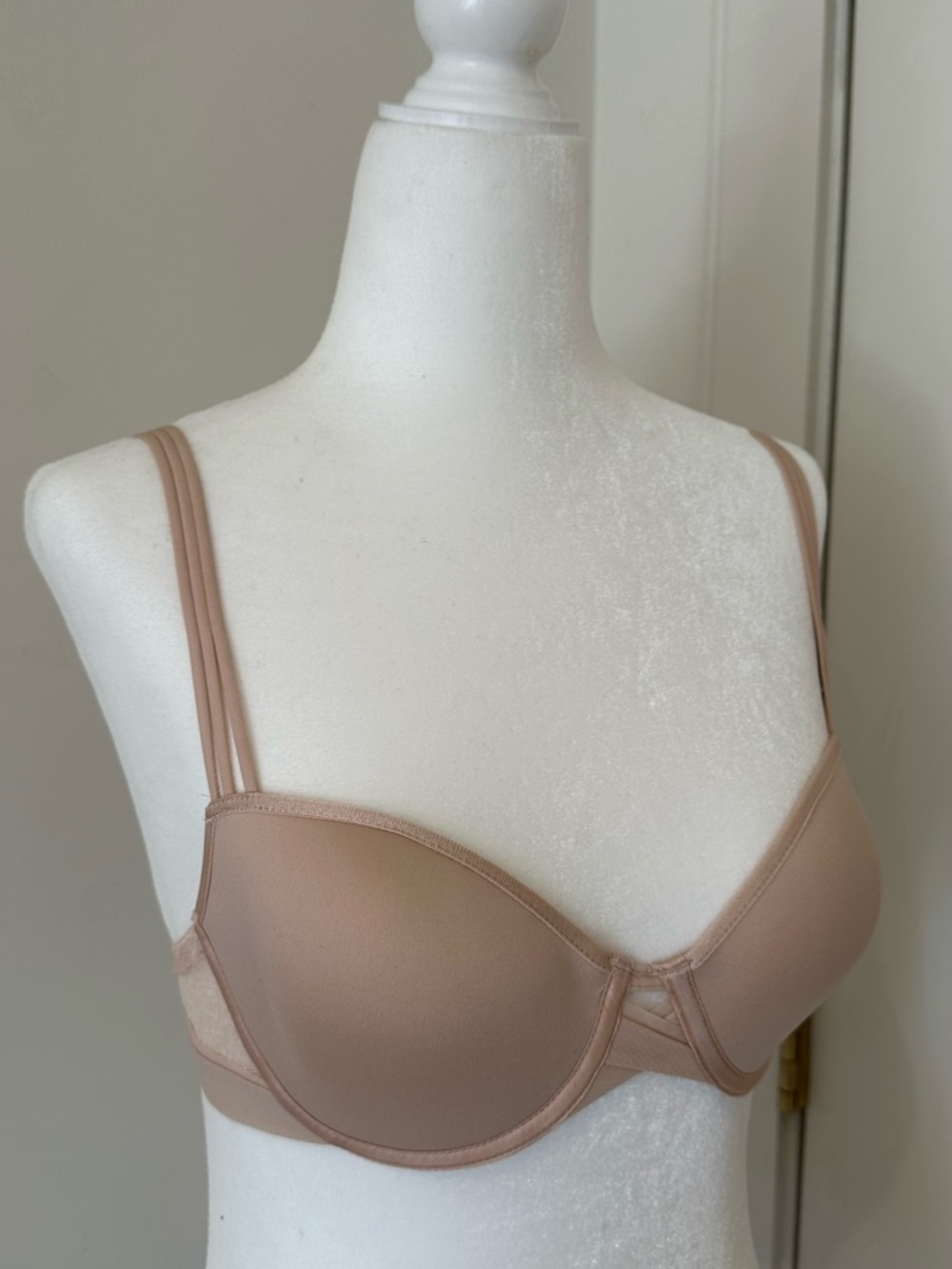 NWT Chantelle Nude Smooth Cup T-Shirt Lace Bra 32C